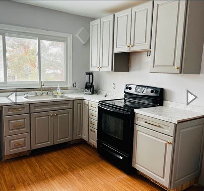 Private room available in newly updated, clean home - UTILITIES INCLUDED! – photo 1