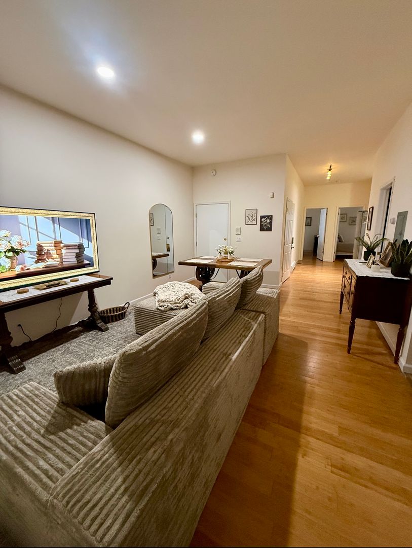Binghamton Apartment: 138 Court st