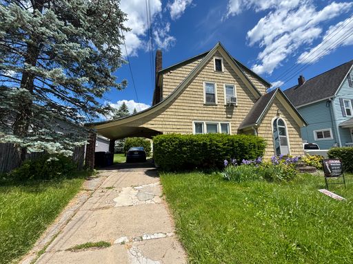 Spacious 1-Bedroom in Convenient JC Location