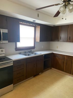 1-Bedroom Gem!!