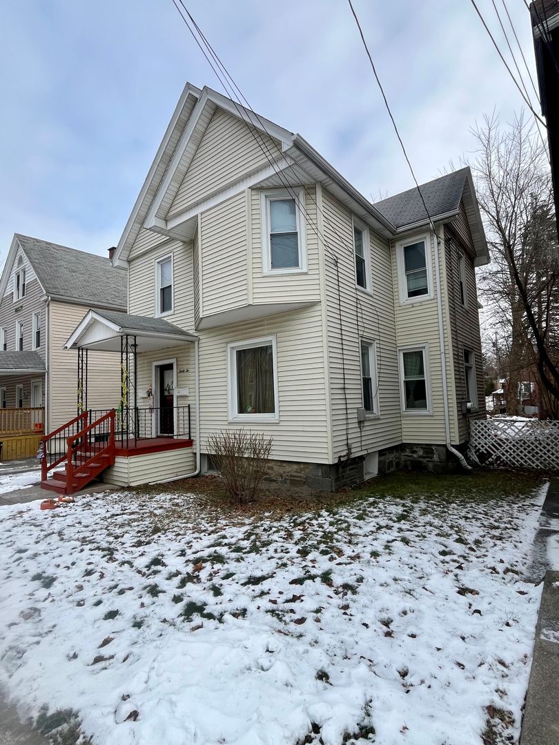 Binghamton Apartment: 32 Walnut st