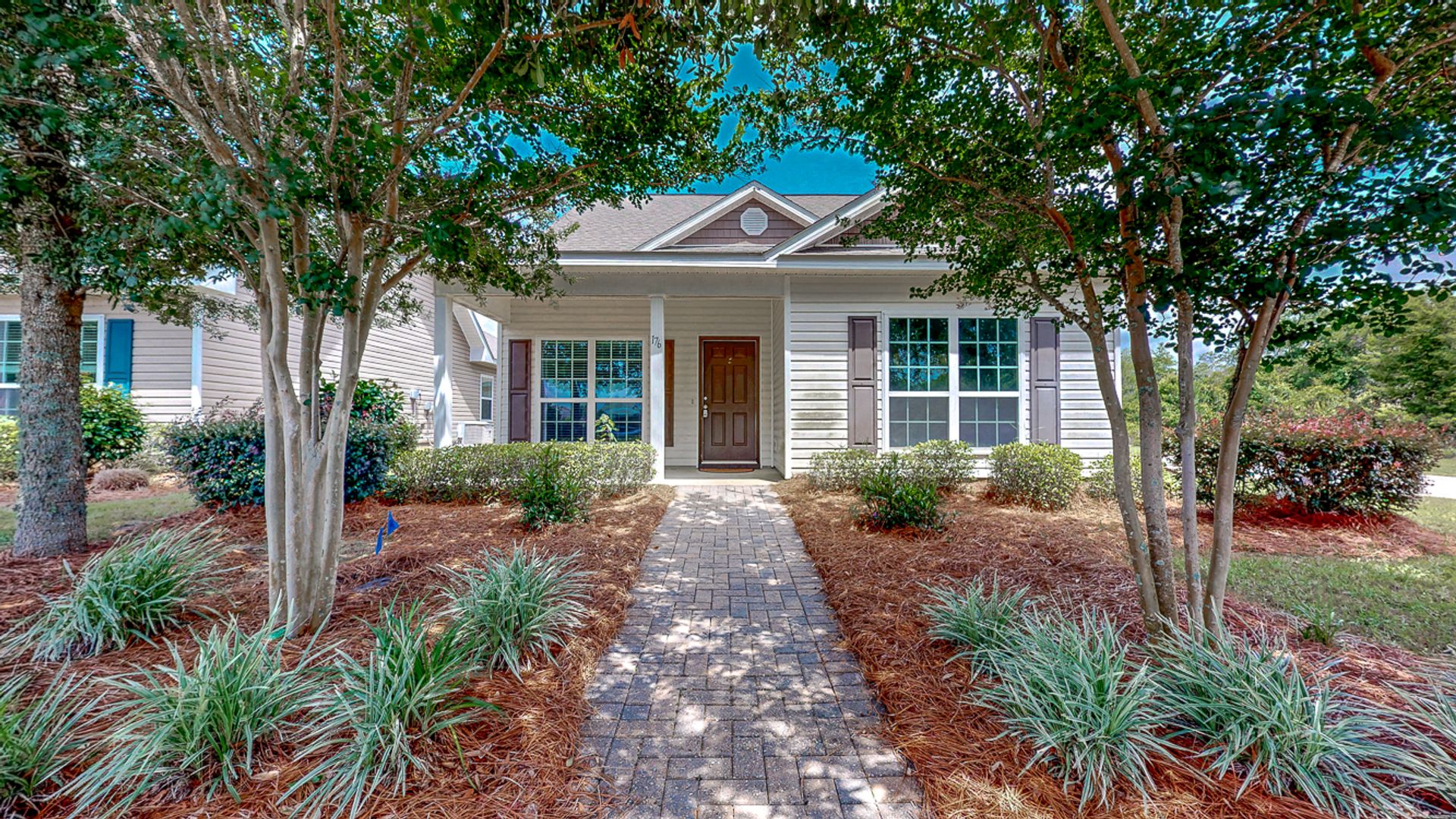 Freeport House: 176 Cornelia St