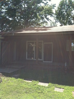Three bedroom two bathroom house for rent – photo 1
