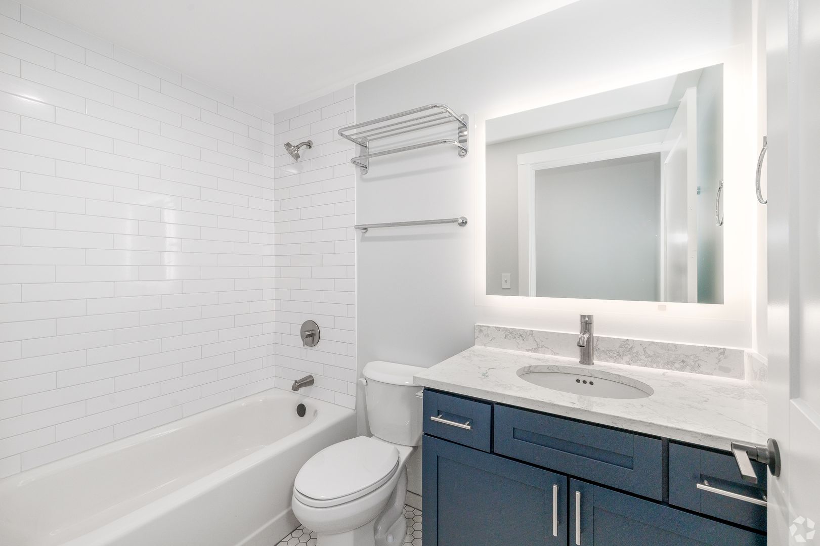 Available One Bedroom Downtown Utica 19 of 20