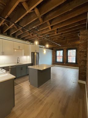 Downtown Utica Move In Ready Apartments - Leasing Specials!