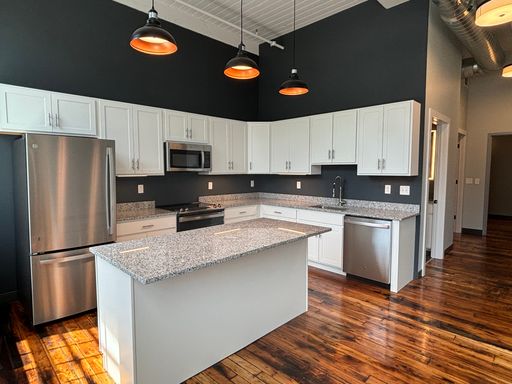 Move In For Only $500 At 600 State Street! One Bedroom in the Utica Steam Cotton Building – photo 1