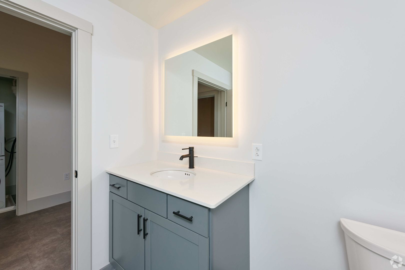 39 State Street 39816, Rochester, NY 14614