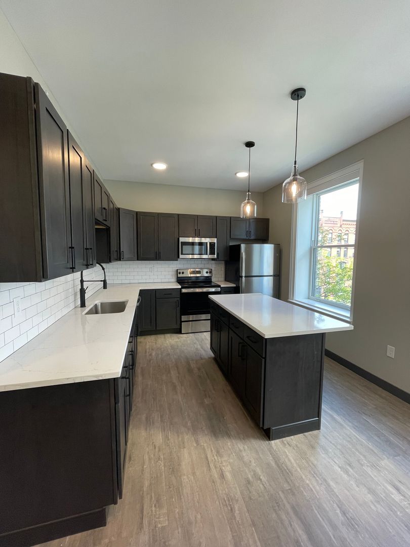 Utica Apartment: 239 Genesee Street