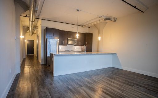 1 Bed, 1 Bath - Loft Style! – photo 1