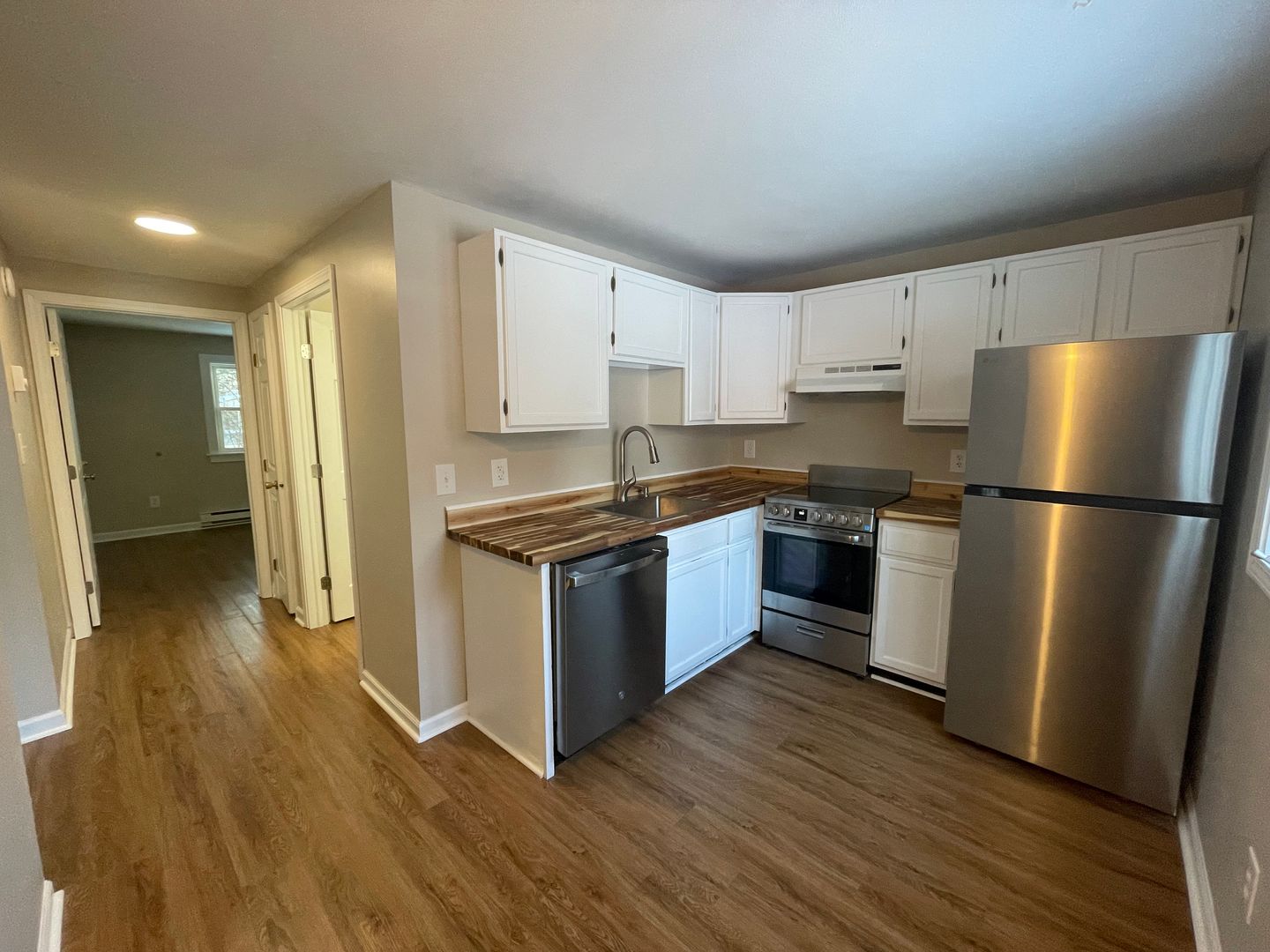 Syracuse Apartment: 519 Schaffer Ave