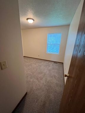 1332 Holloway Drive, Apt 87, Plymouth, IN 46563