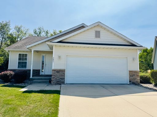 Two Bedroom Two Bathroom Waiting List – photo 1