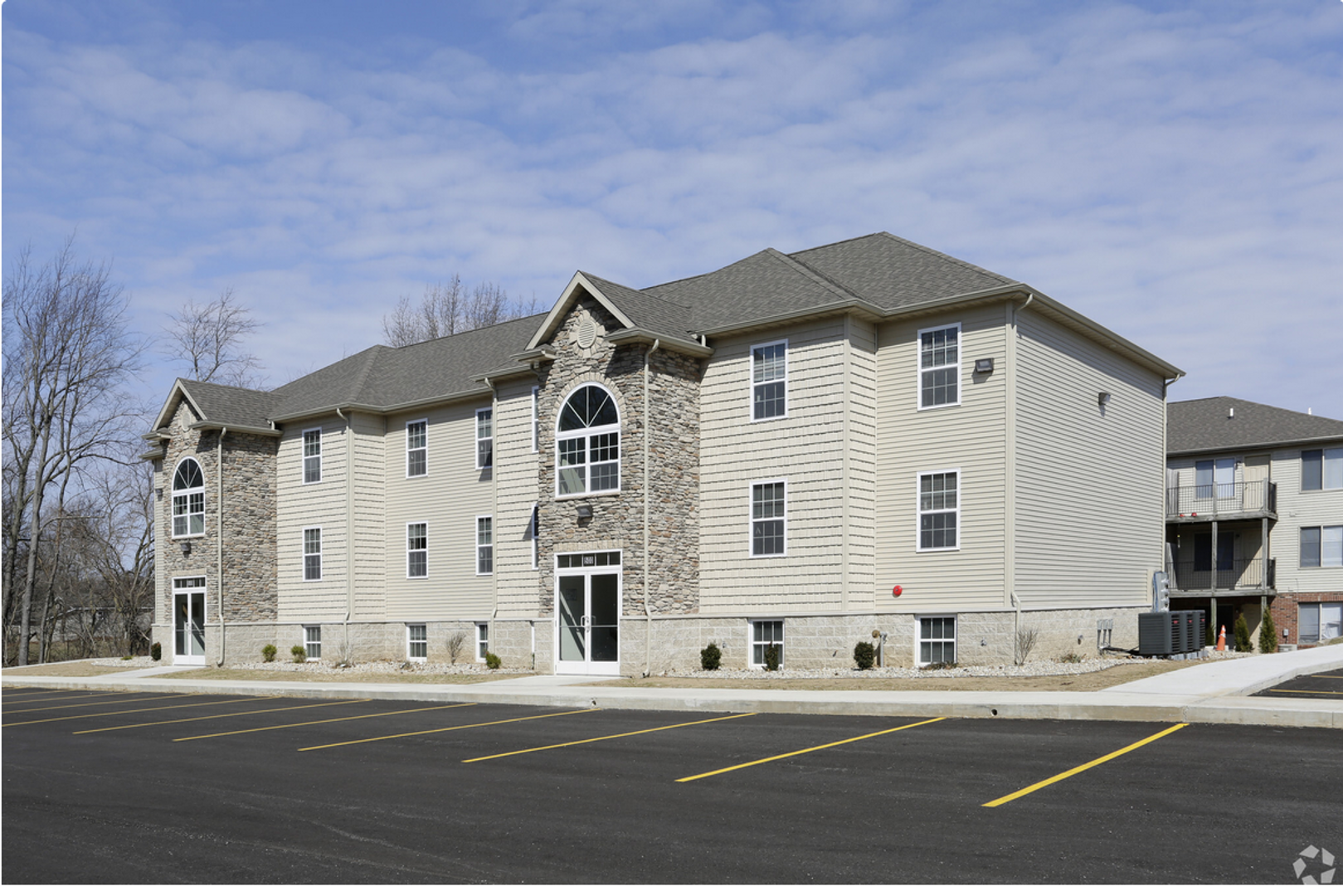 New Carlisle Apartment: 220 Chapman Drive