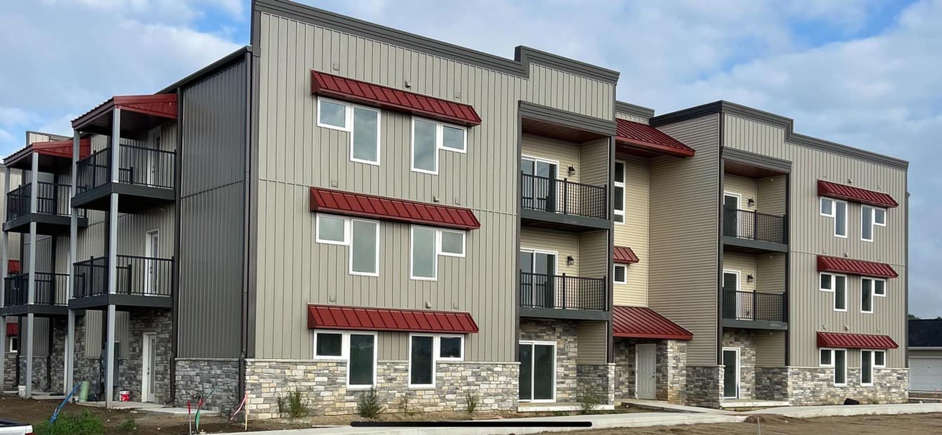 Warsaw Apartment: 2630 Tippe Downs Dr