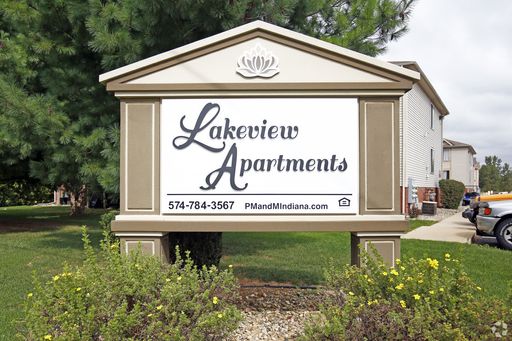 Sign a 13-month lease for a Two Bedroom One Bath: Rent for $1,045