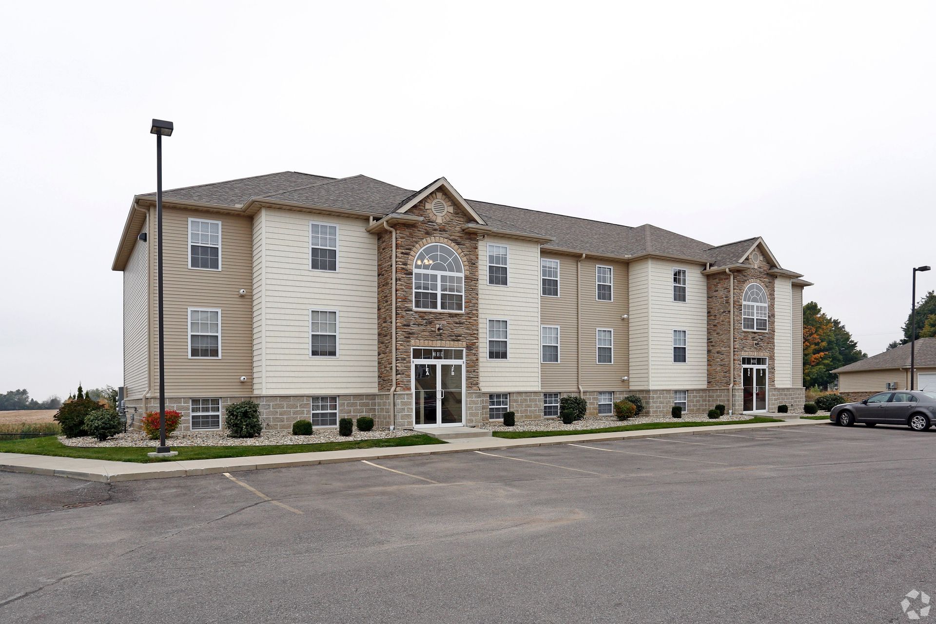 Laporte Apartment: 200 Plymouth Lane