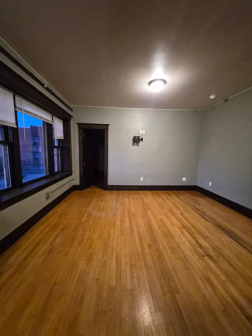 Butte Apartment: 429 W Park