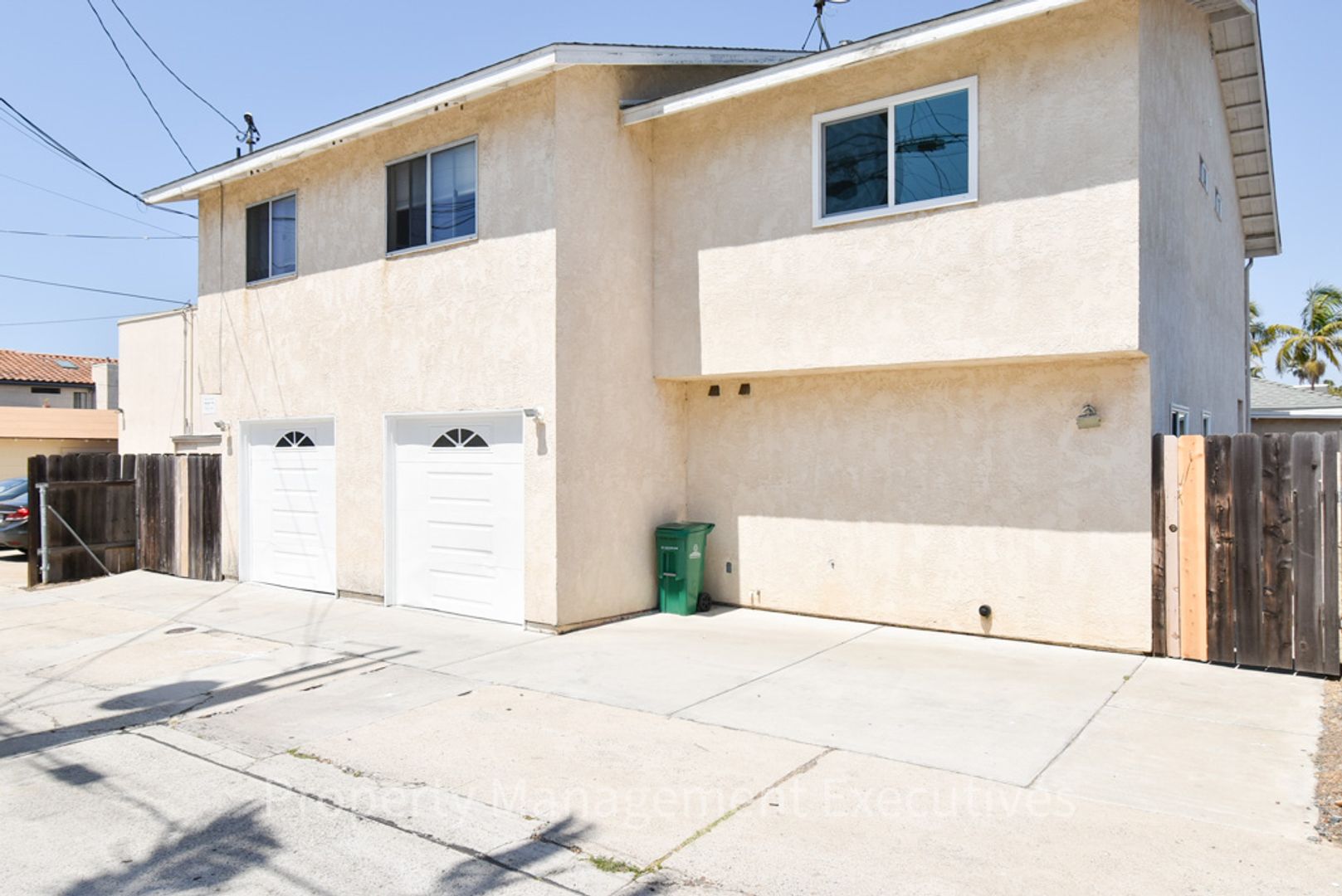 San Diego Apartment: 4815 Narragansett Ave