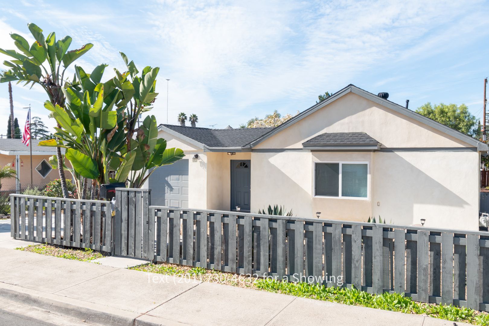 La Mesa House: 3968 Violet Street