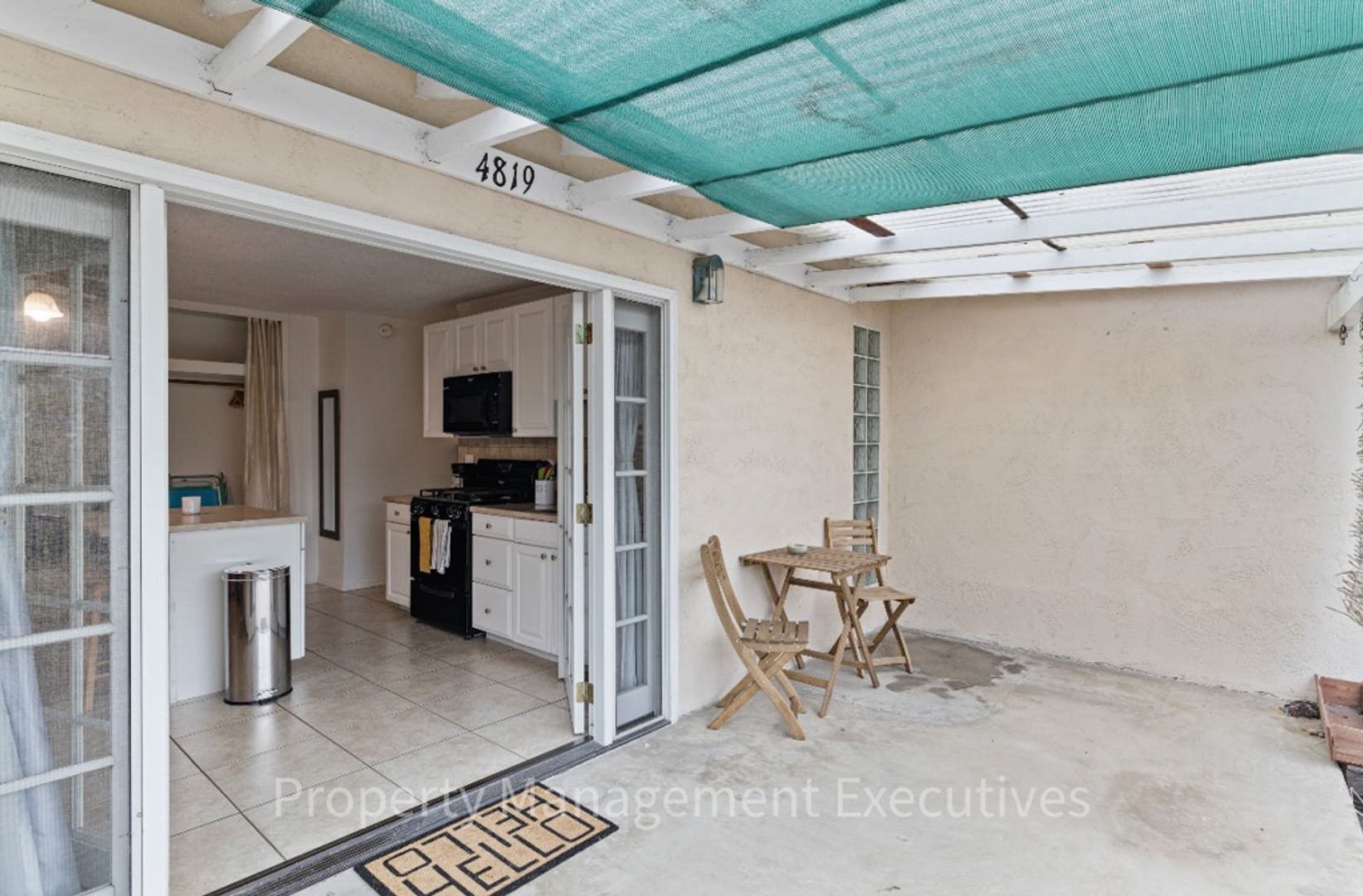 San Diego Apartment: 4819 Narragansett Ave