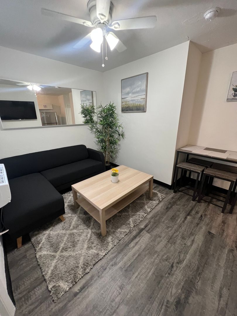 Miami Apartment: 1181 NW 8th Street RD