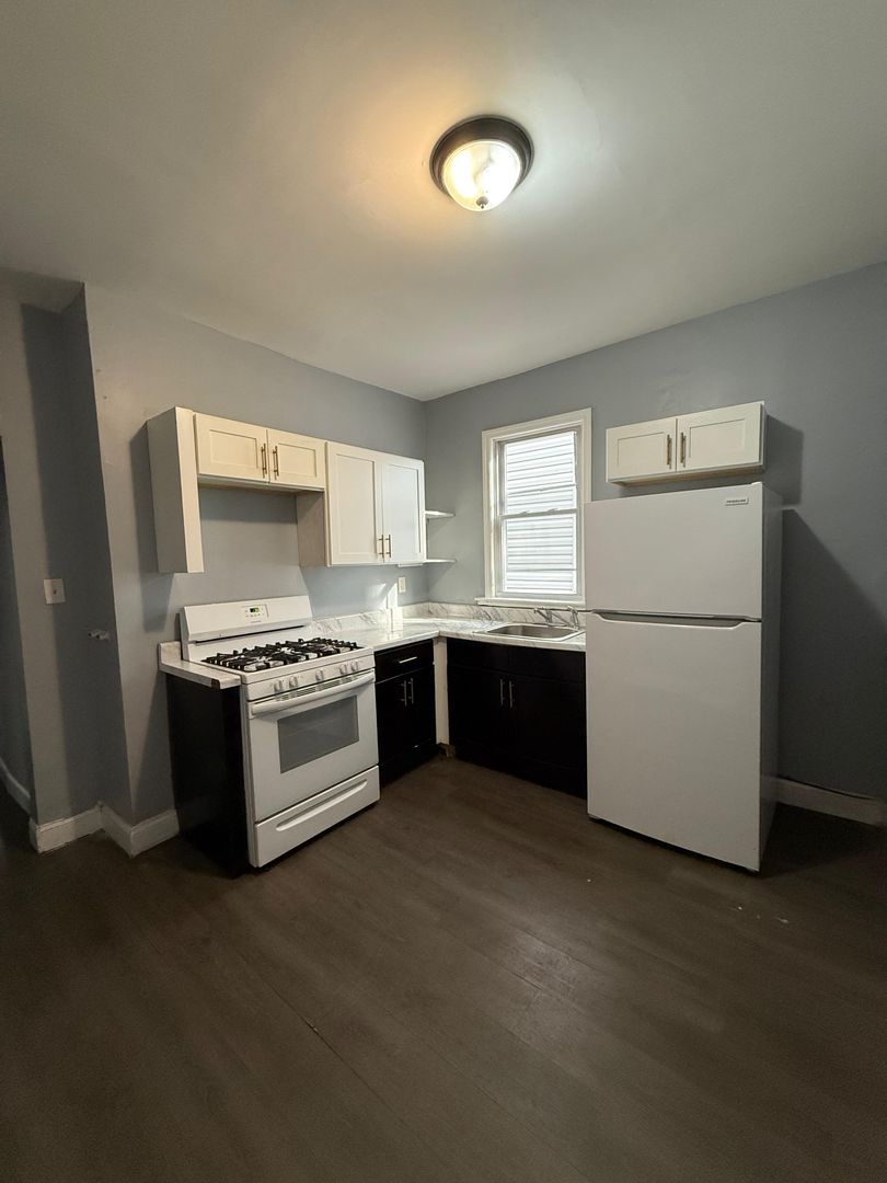 Newark Apartment: 101-103 South 7th street