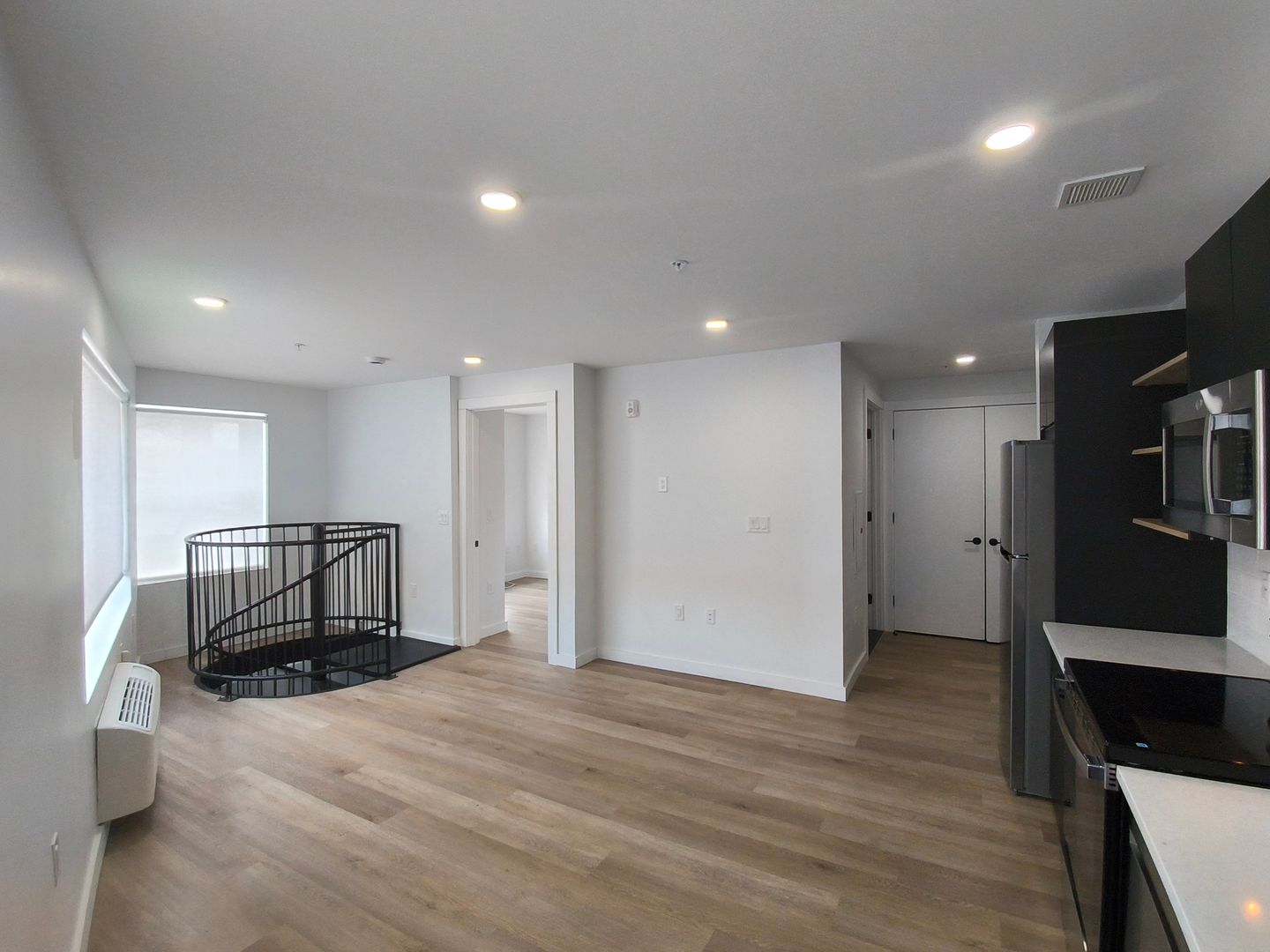 Newark Apartment: 486 Market Street