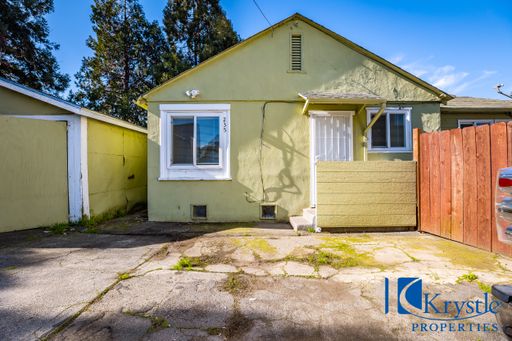 1 Bed 1 Bath Rental at 235 Mayo Ave. Unit C, Vallejo, CA – photo 1