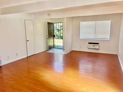 Cozy 2 bed 1 bath Apartment in Fairfield – photo 1