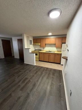 Charming 1bed 1 ba -Englewood Living Near South Broadway & Local Favorites