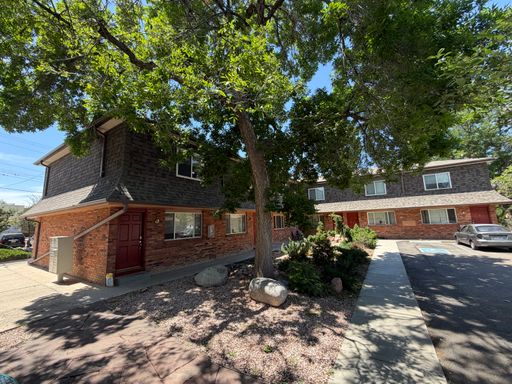 2 Bedroom 1.5 Bathrooms Apartment in Loveland – photo 1