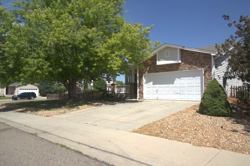 "Charming 3-Bed Home in Longmont with Spacious Layout – 1160 Trout Creek Circle Awaits You!" – photo 1
