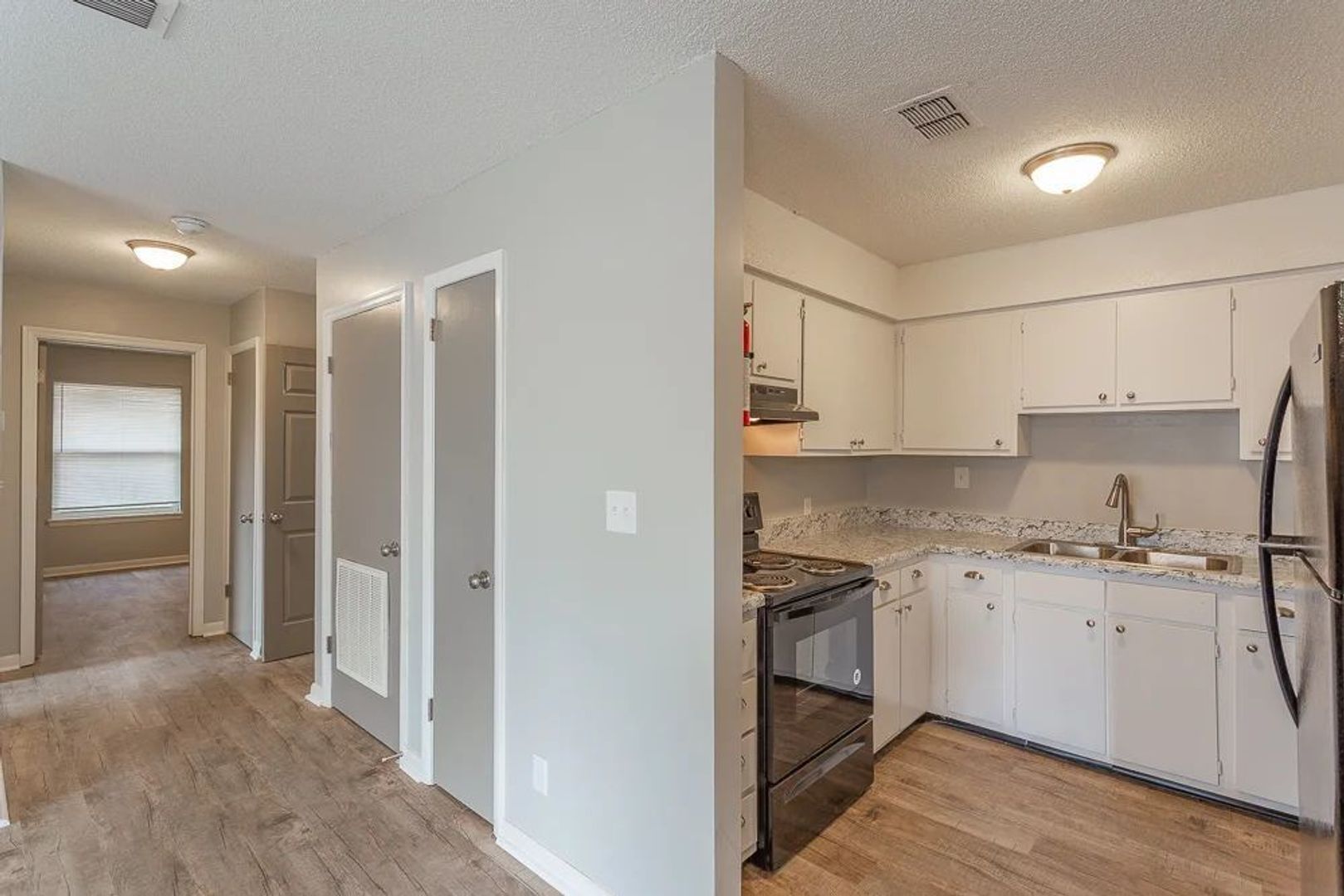 Jasper Apartment: 500 Cumberland Ave
