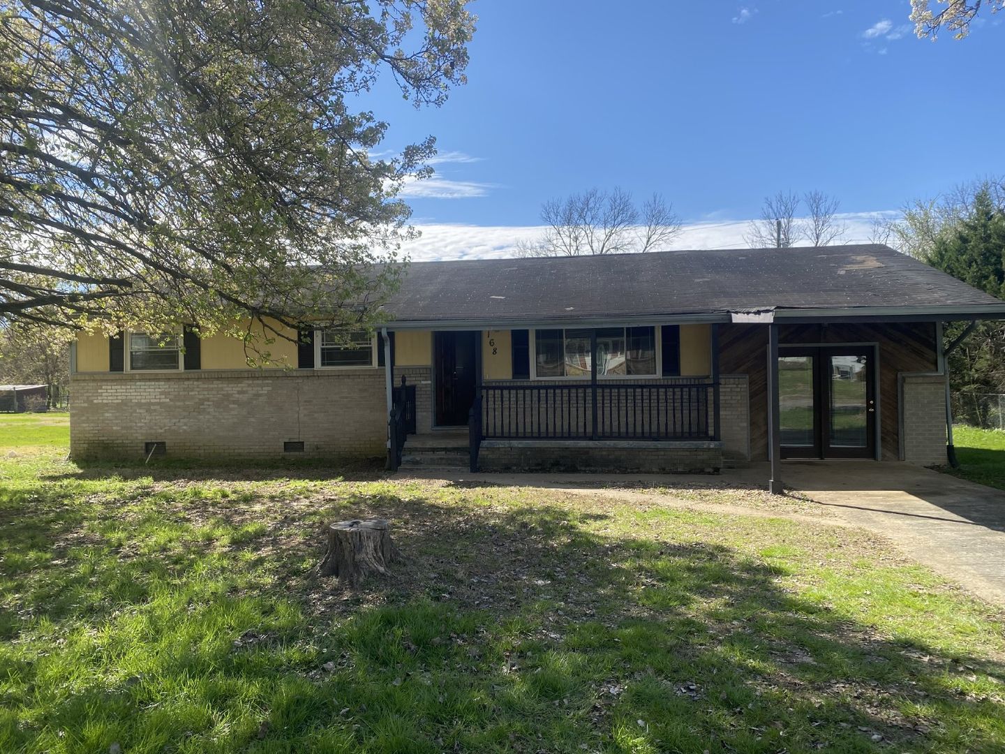 Rossville House: 168 Reynolds Drive