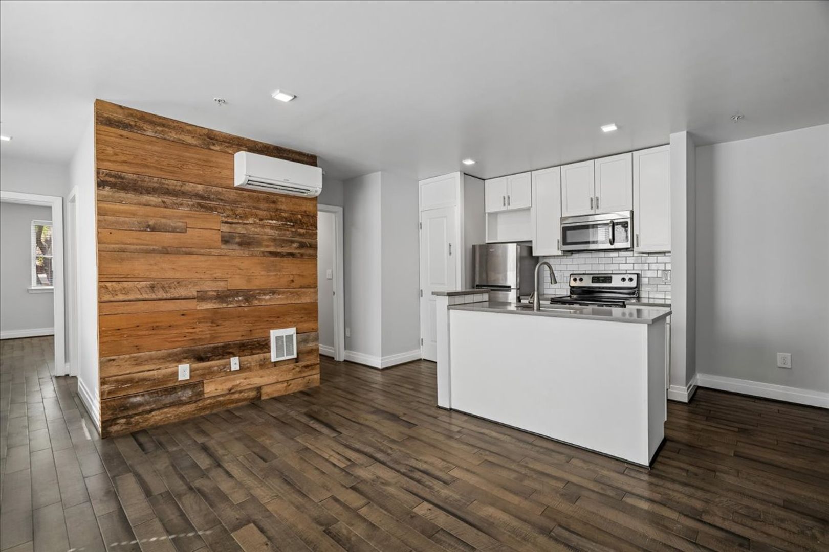 Washington Apartment: 80 P St NW