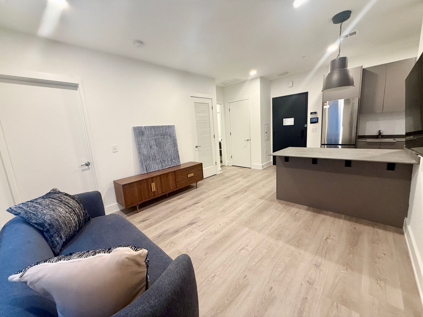 Washington Apartment: 1324 North Capitol Street