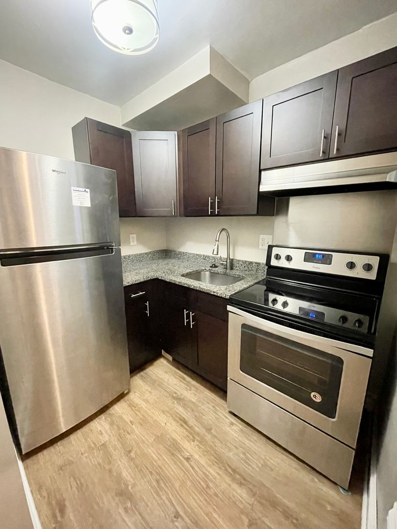 Baltimore Apartment: 506 W Franklin street