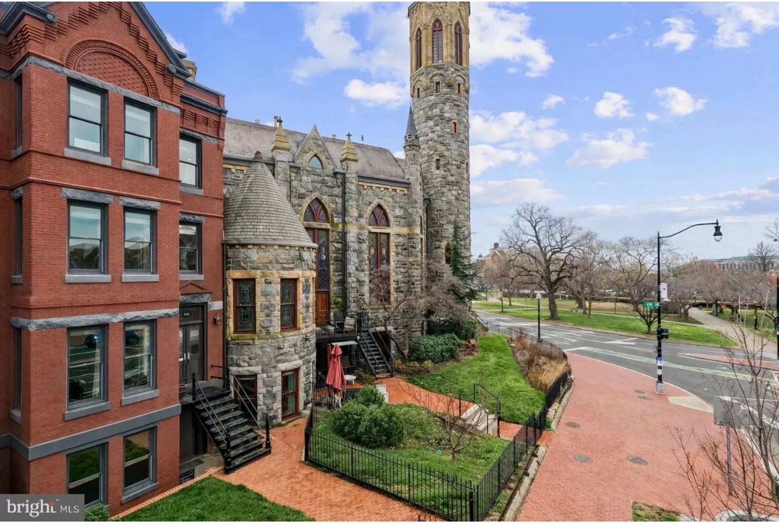 Washington House: 611 Maryland Avenue NE