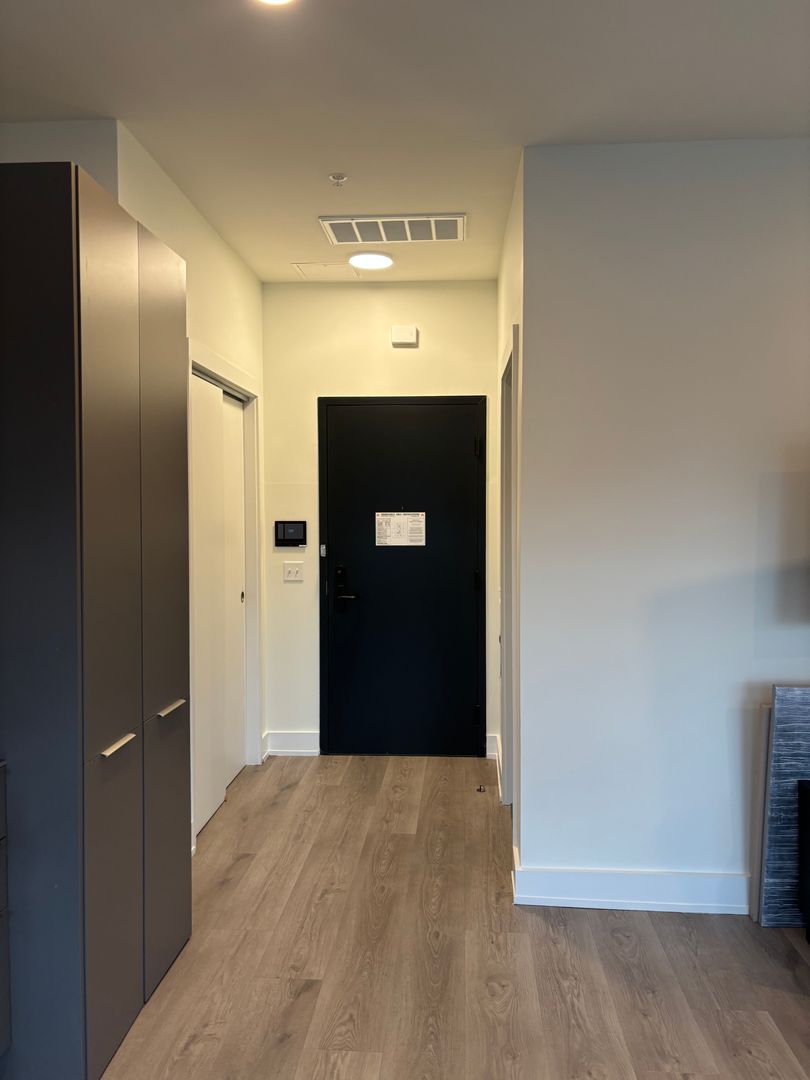 Washington Apartment: 1324 North Capitol Street