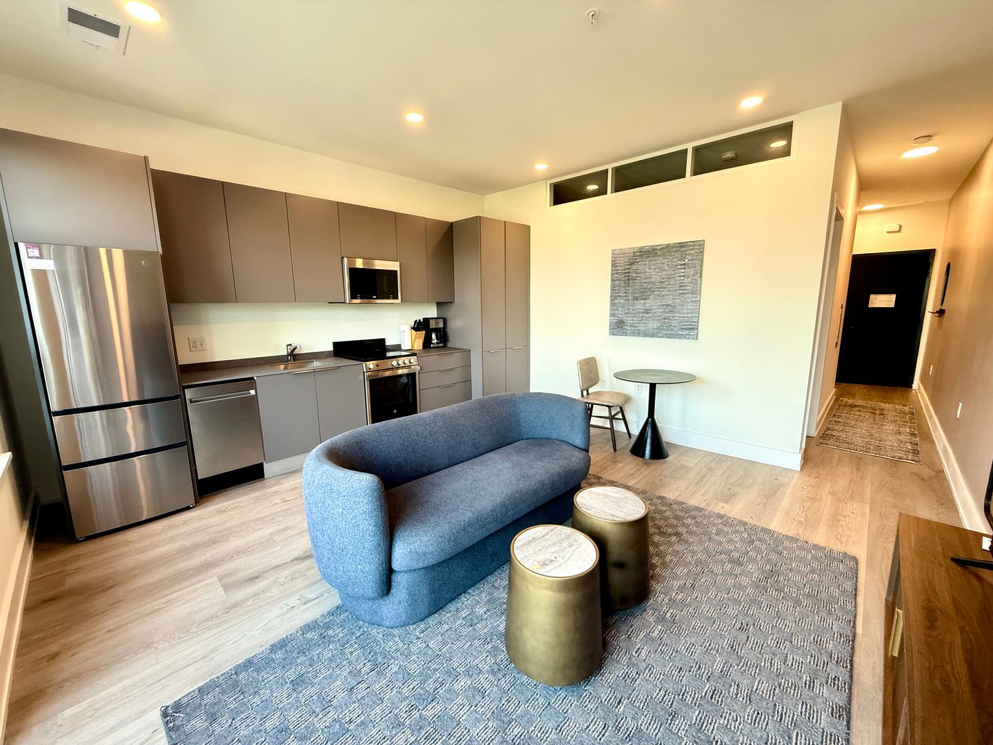 Washington Apartment: 1324 North Capitol Street