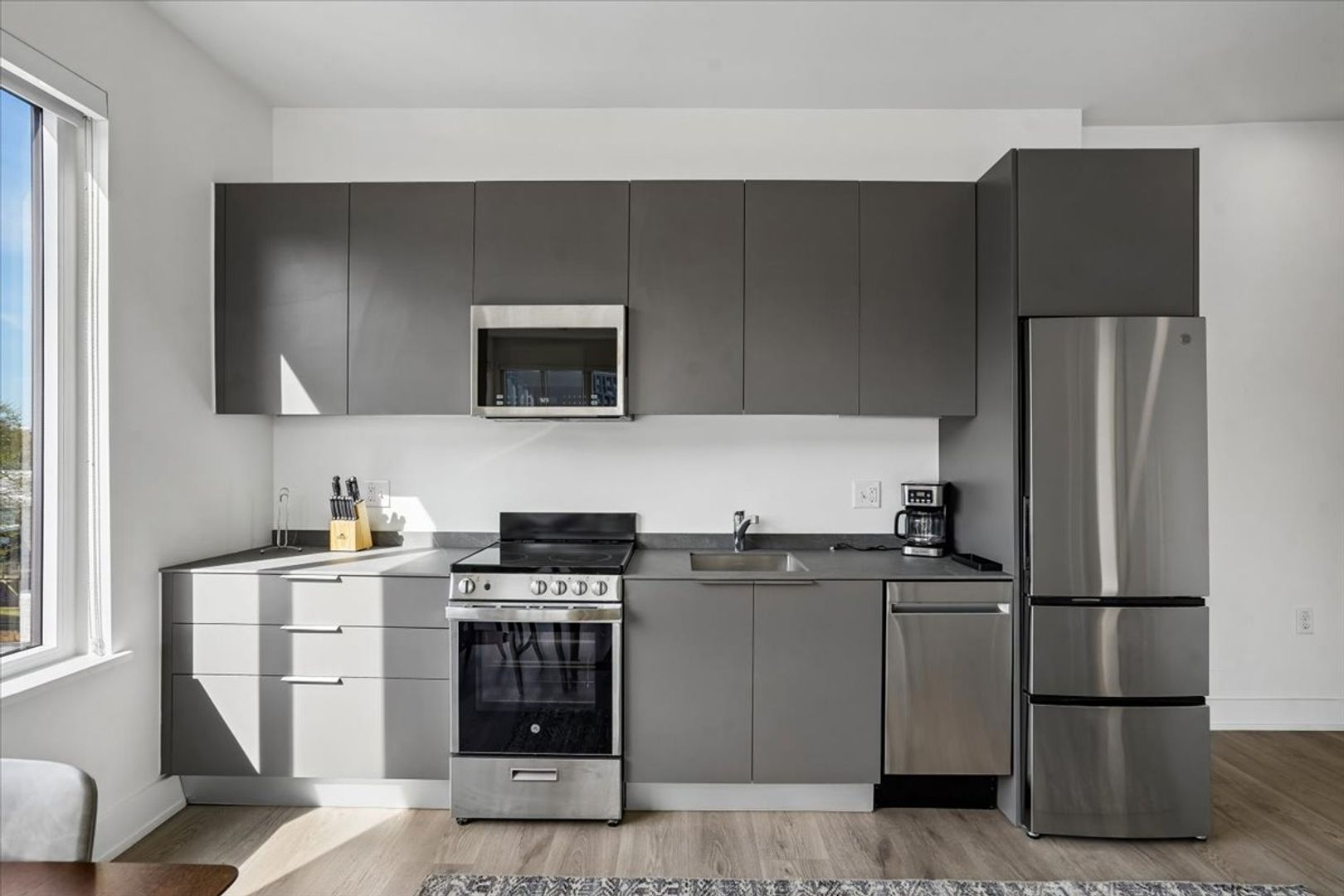 Washington Apartment: 1324 North Capitol Street