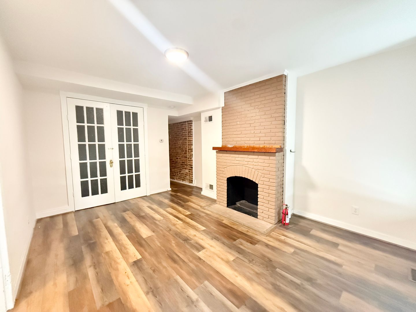 Baltimore Apartment: 1624 Aliceanna St.