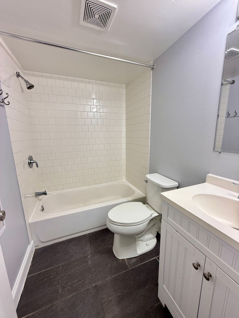 Baltimore Apartment: 507 N Paca Street