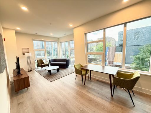 1 Bed 1.5 Bath with Balcony with 2 Months Free – photo 1