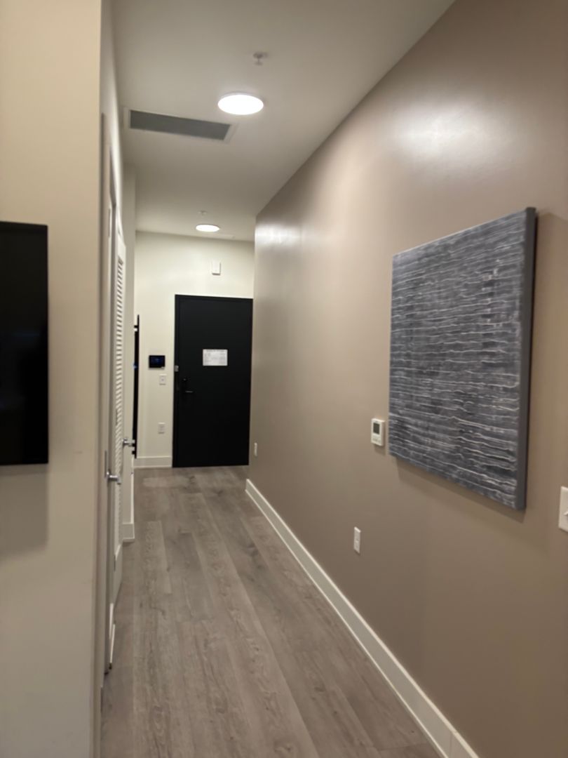 Washington Apartment: 1324 North Capitol Street