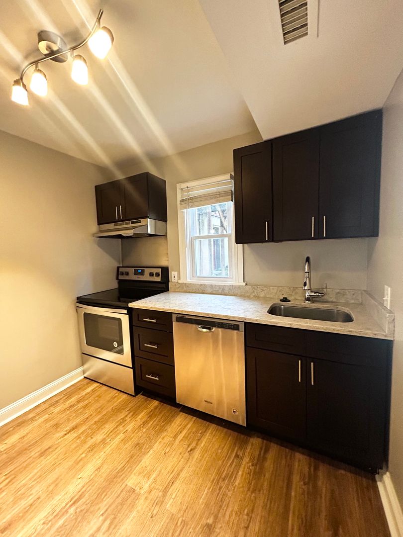 Baltimore Apartment: 506 W Franklin street