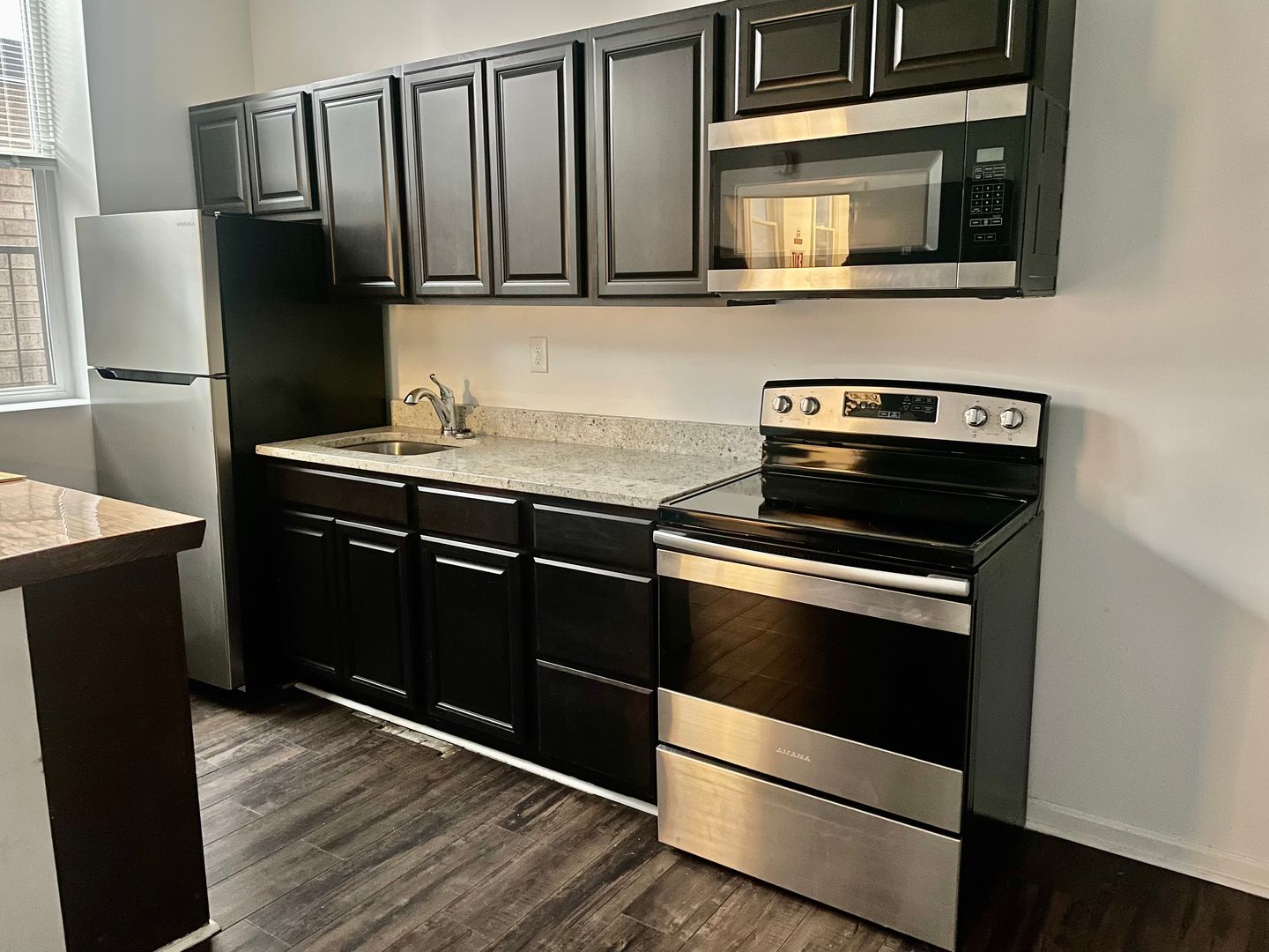 Baltimore Apartment: 11 East Saratoga Street