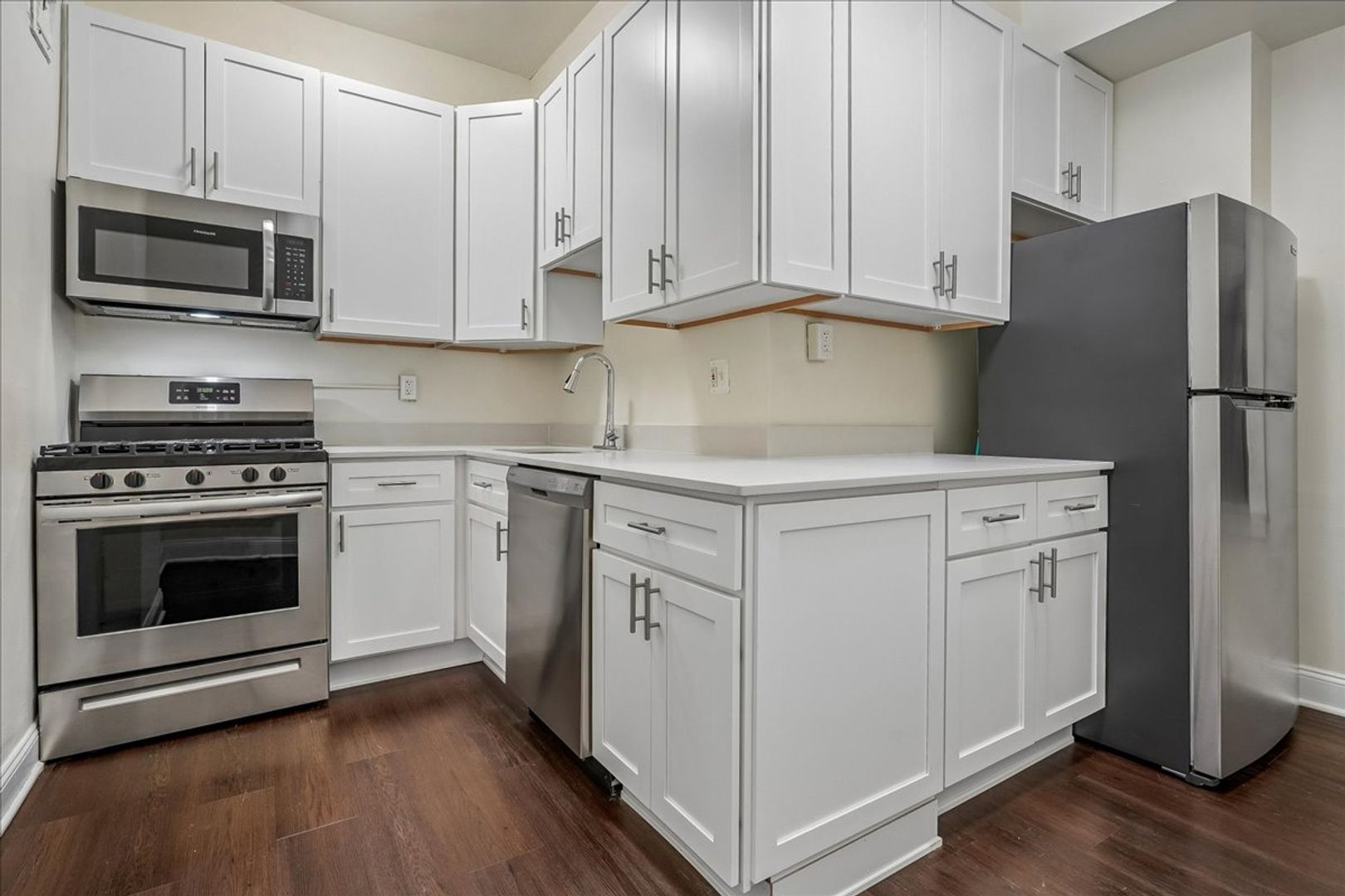 Washington Apartment: 1616 16th Street NW