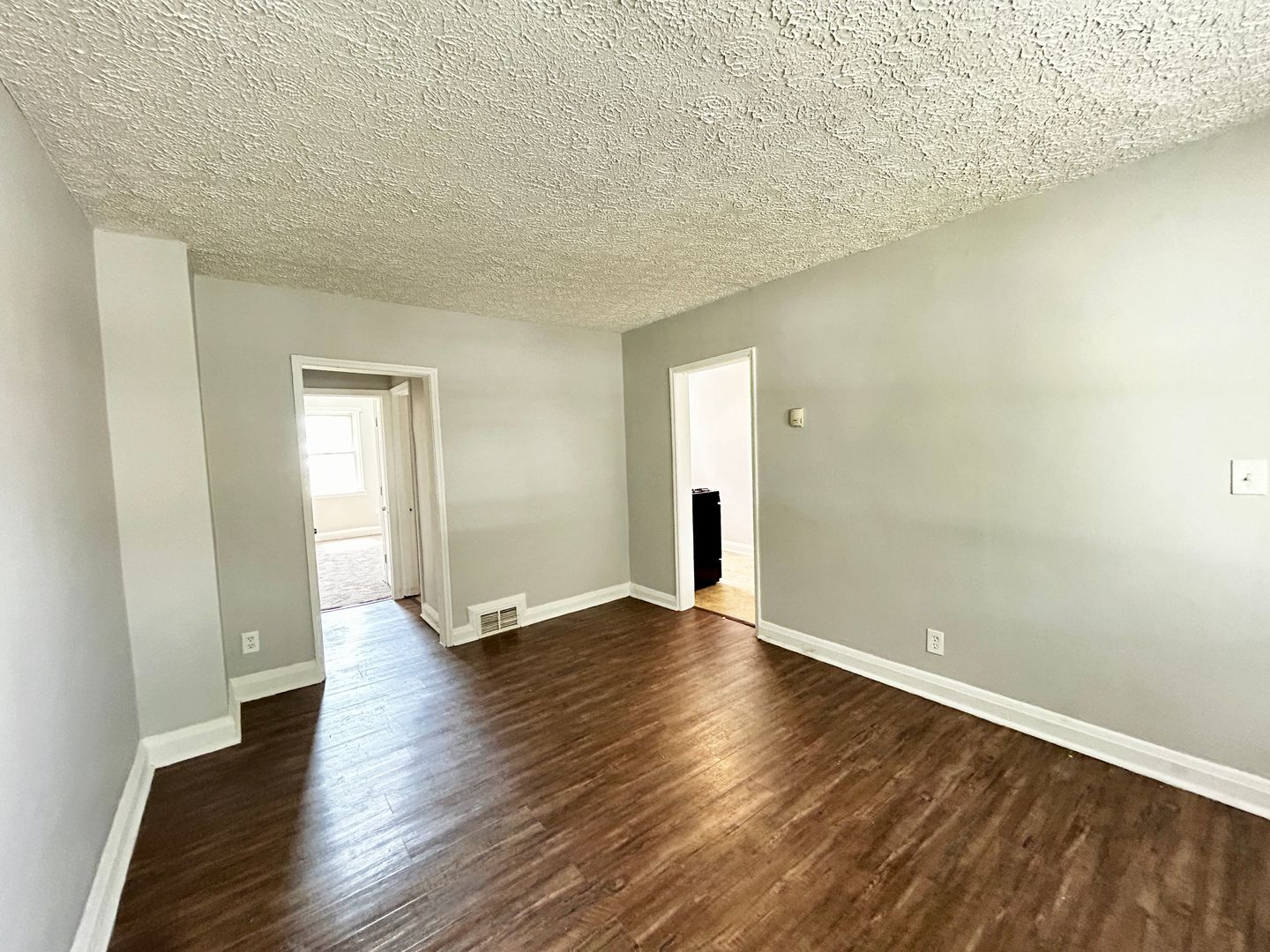 Dundalk Apartment: 2104 Willow Springs Road