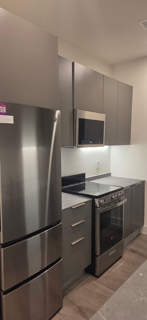 Washington Apartment: 1324 North Capitol Street